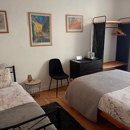 Maison Lapeyriere Le Dorat Bagian luar foto