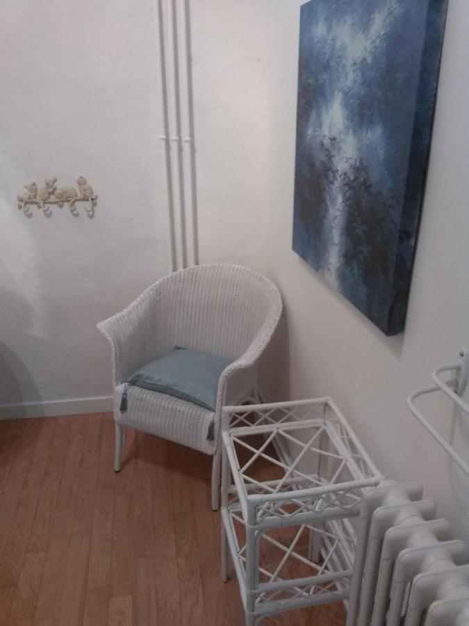 Maison Lapeyriere Le Dorat Bagian luar foto